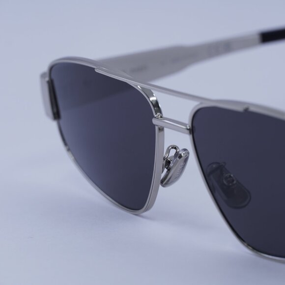 🕶️ New Celine CL40281U 16A Sunglasses - Shiny Palladium Frame, Smoke Lenses - Picture 9 of 11